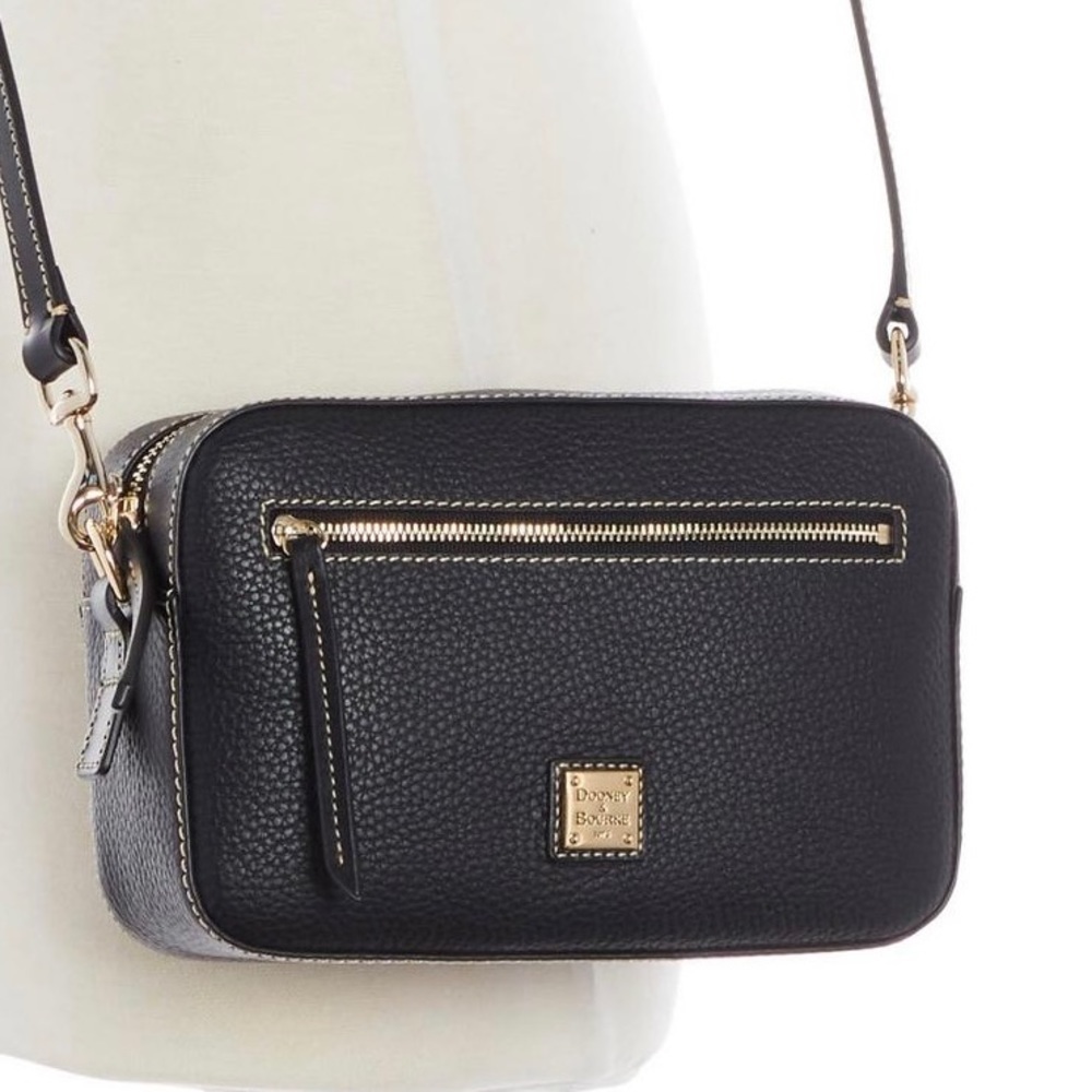 PEBBLE GRAIN CAMERA ZIP CROSSBODY - Picture 2 of 10